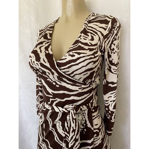 DVF Diane von Furstenberg Vintage Julian Wrap Dress Brown White 3/4 Slee… - Picture 2 of 6